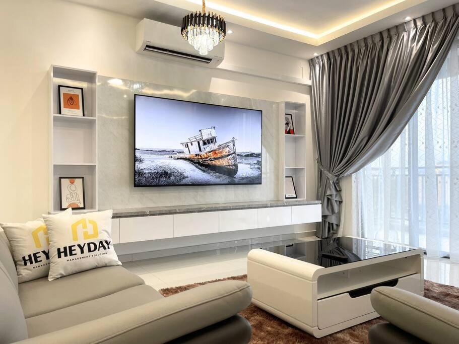 Modern Family 4bed3bath Apartment