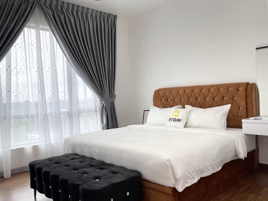 Modern Family 4bed3bath Apartment Johor Bahru